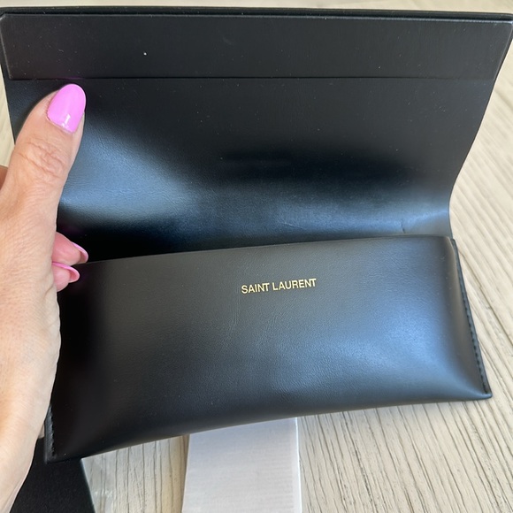 YSL Black Sunglasses New In Box - Picture 6 of 8